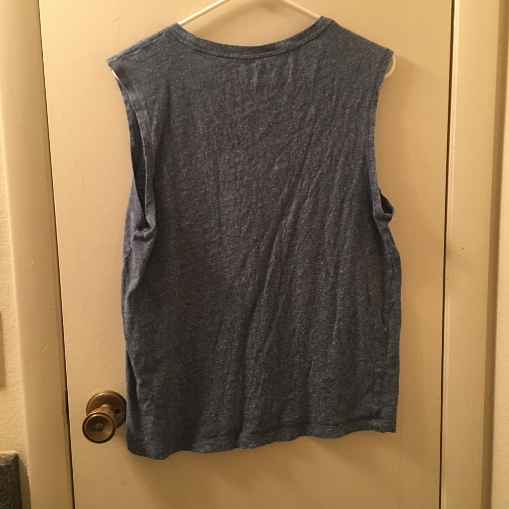 Gap Muscle Tank - Picture 2 of 4